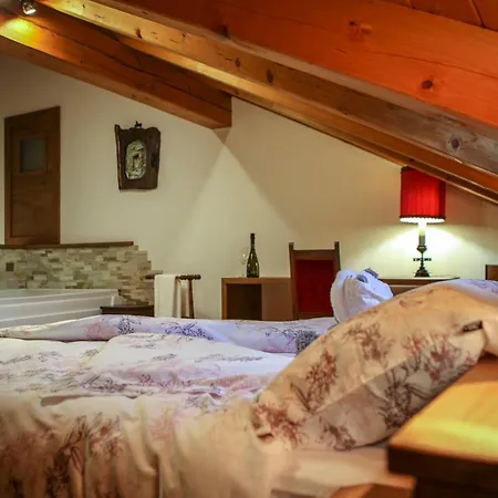 Apartment Maison Bordon - Le Petit Chateau Nus